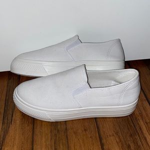 Platform sneakers